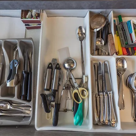 Le Thalassa - Spacious - Sea View - Ac - Parking - Pool アンティーブ