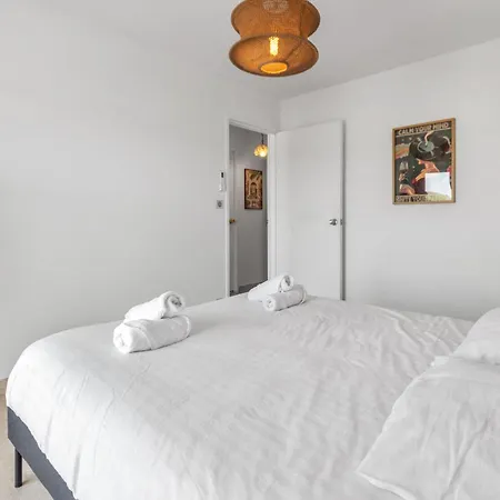 Le Thalassa - Spacious - Sea View - Ac - Parking - Pool アパート *