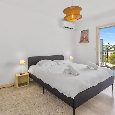 Apartmán Le Thalassa - Spacious - Sea View - Ac - Parking - Pool *