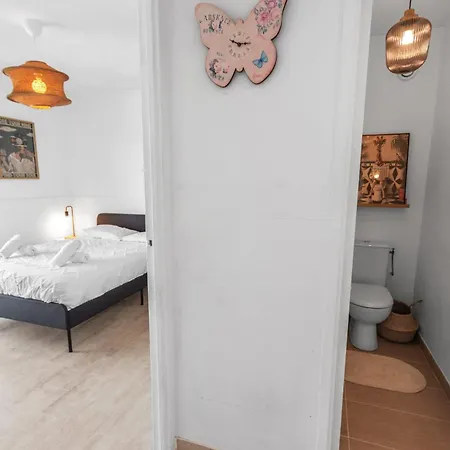 Le Thalassa - Spacious - Sea View - Ac - Parking - Pool Apartment