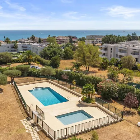 Le Thalassa - Spacious - Sea View - Ac - Parking - Pool Apartment Antibes
