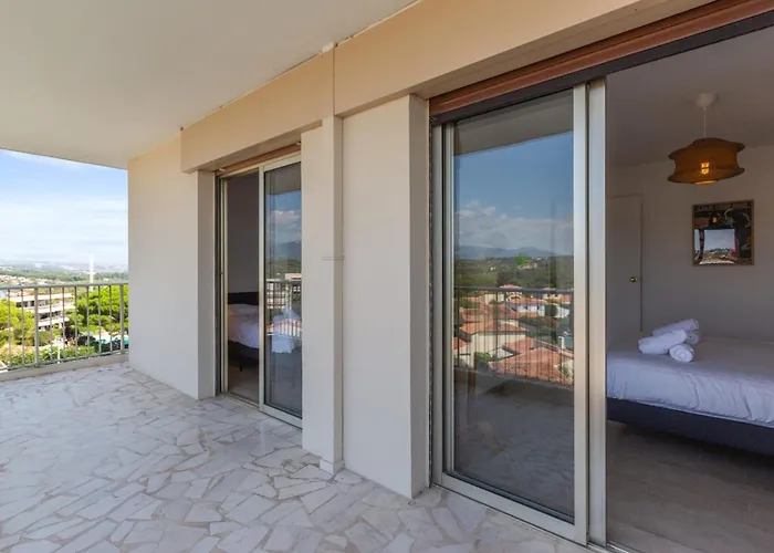 Le Thalassa - Spacious - Sea View - Ac - Parking - Pool *